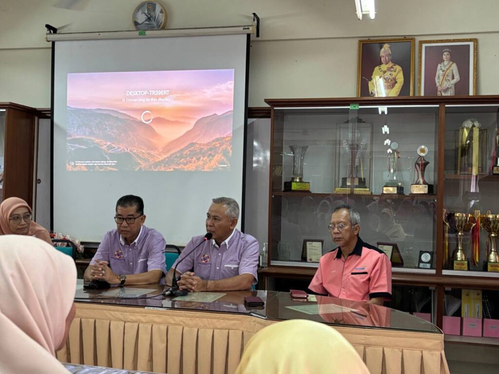Majlis Menyantuni Anak-anak Asnaf SMK Seksyen 18
